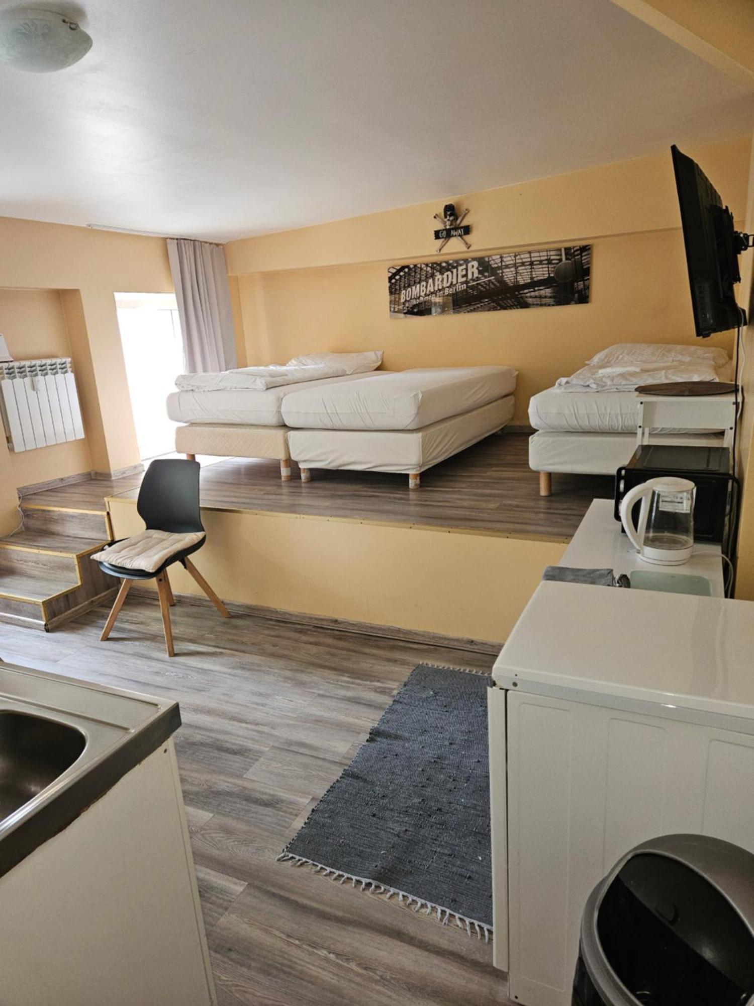 Pension 11 Apartments By Lorenc Berlin Zewnętrze zdjęcie